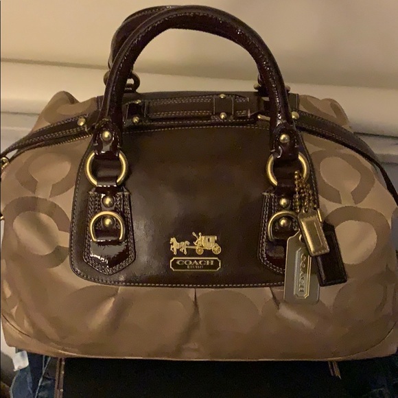 Coach Handbag and wallet. (Only used once) - Picture 10 of 14
